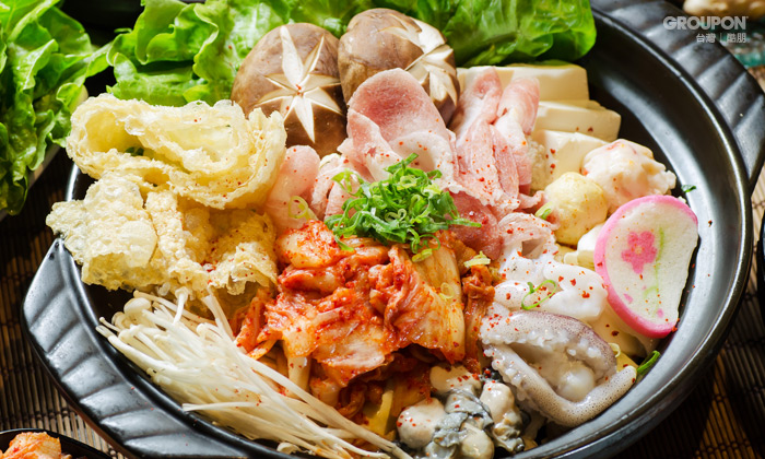 泡菜海陸石頭火鍋-(-豬肉-+-當季海鮮-)　 (1)